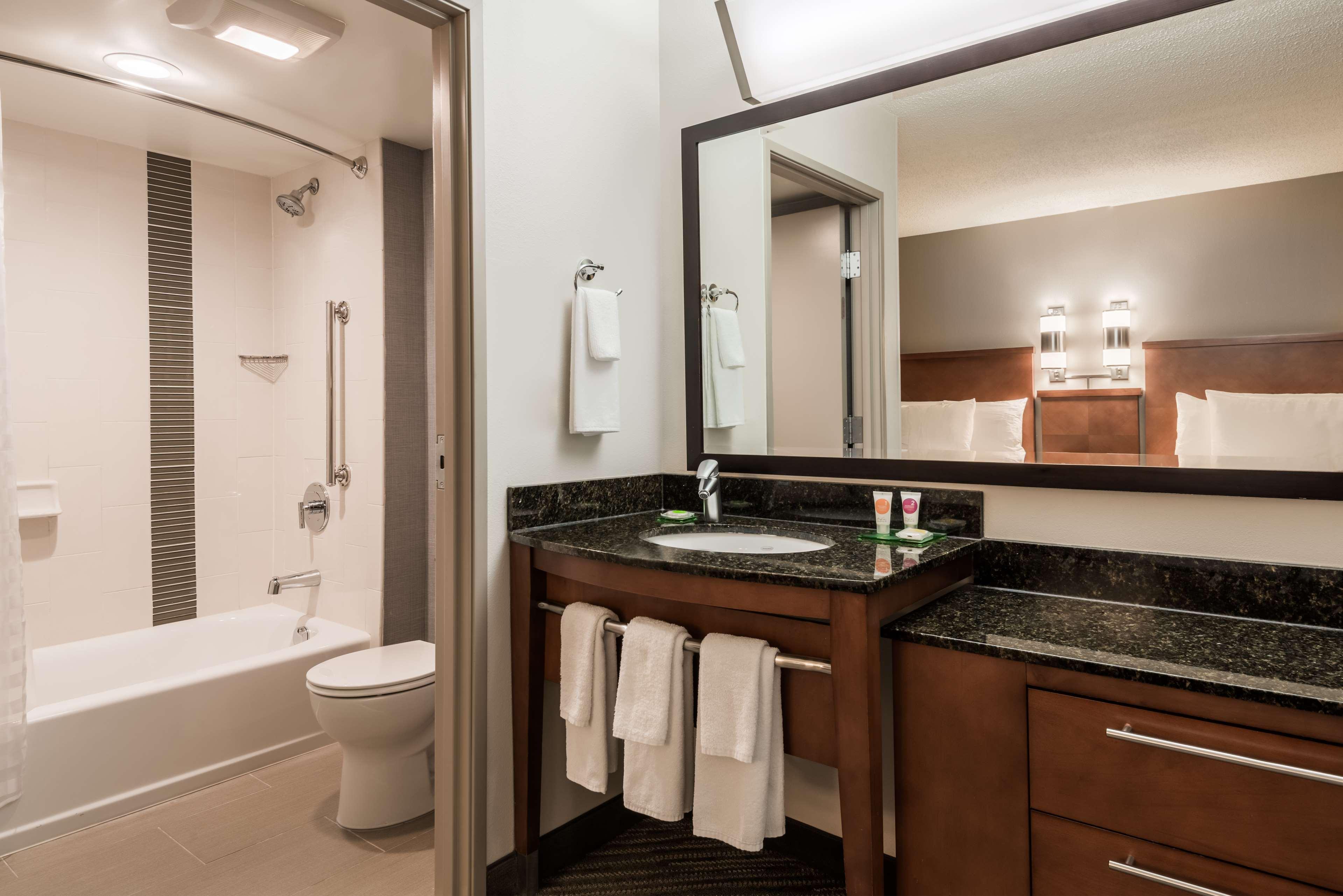 Hyatt Place Bentonville Rogers Exterior photo